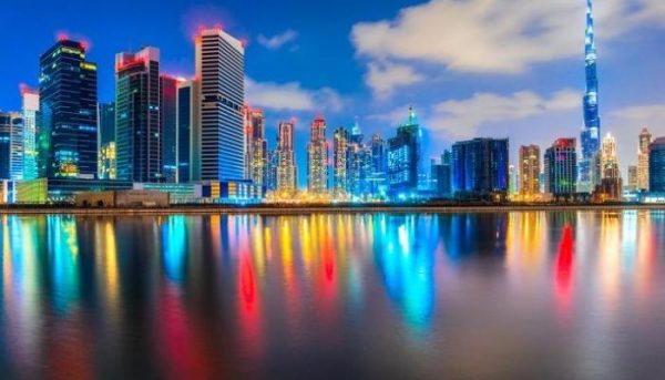 دبى الامارات العربية المتحدة 16 مليون سائ