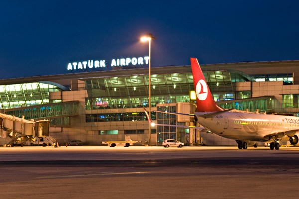 مطار اتاتورك اسطنبول 