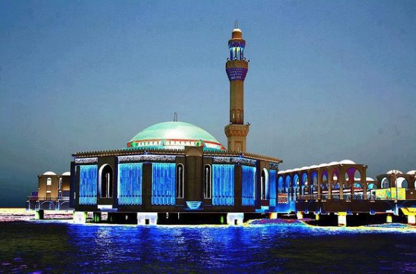 المسجد العائم في جدة