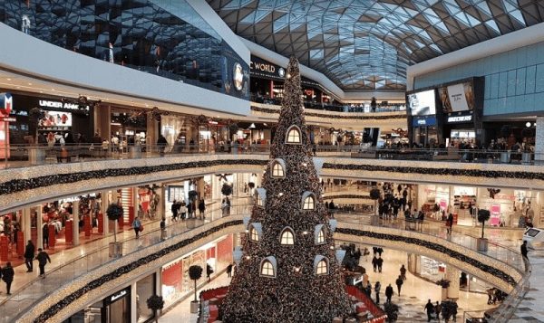 الترفيه في مول وادي للتسوق اسطنبول
