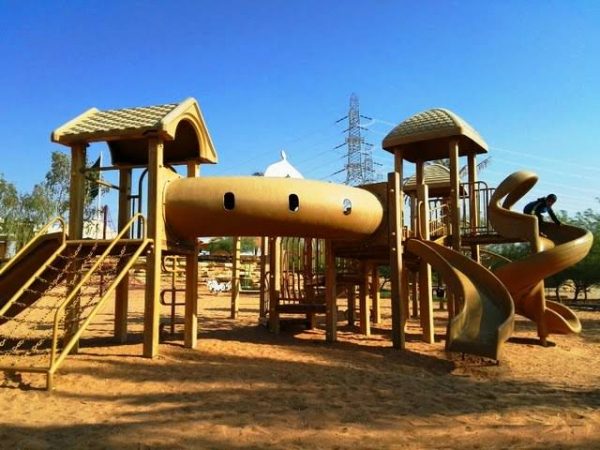 الألعاب و الأنشطة الرياضية