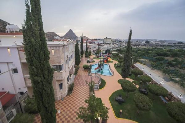 Al-Hadaig Al-Sabaah Resortمنتجع الحدائق السبعة