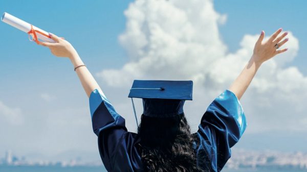 الدراسة في الارجنتين مجانية 