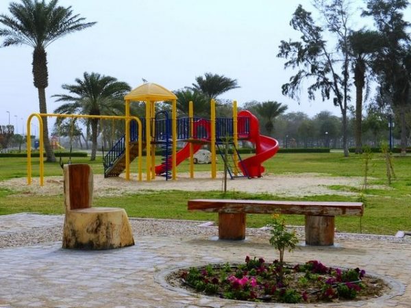 المطاعم و المقاهي