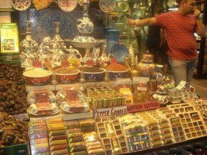 اسواق اسطنبول الشعبية الرخيصة 
