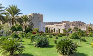 شروط الاستثمار في سلطنة عمان