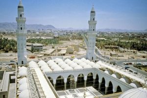 مسجد قباء بالمدينة