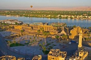المعالم الاثرية في الاقصر