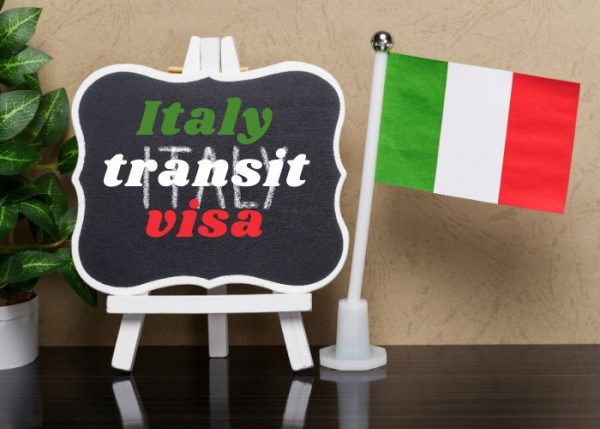 شروط عمل اجراءات الترانزيت في مطار روما