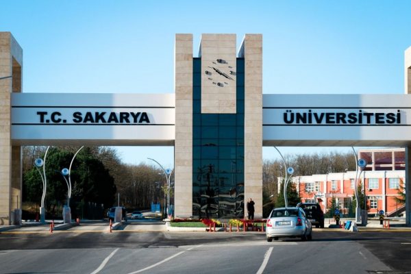 تجمع الطلبة في تركيا جامعة سكاريا