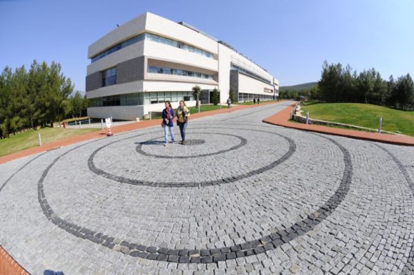 مميزات الدراسة في جامعة موغلا