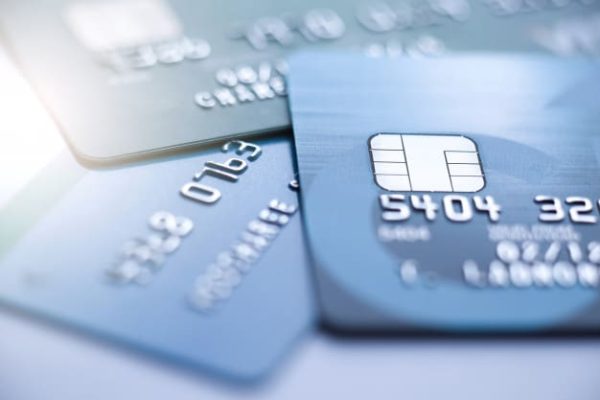 فتح حساب بنكي في الامارات للاجانب الغير مقيمين