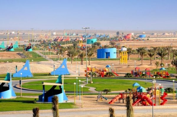 شاطئ العقير ارامكو وأهم الأنشطة السياحية