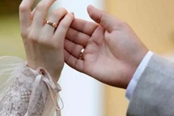 لماذا يسعى العديد من الشباب للزواج من اورجواي؟