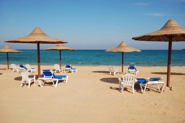 أسعار شاطئ ضي القمر بالعين السخنة