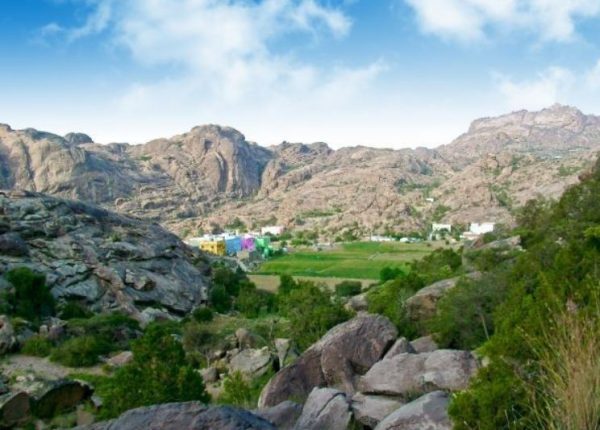 جبال منعاء Manaa Mountains