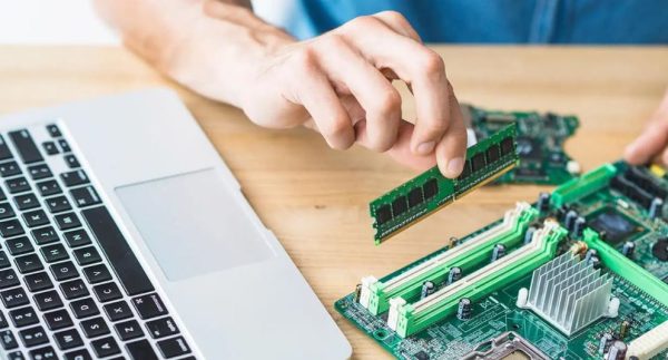 راتب مهندس الكمبيوتر في الكويت