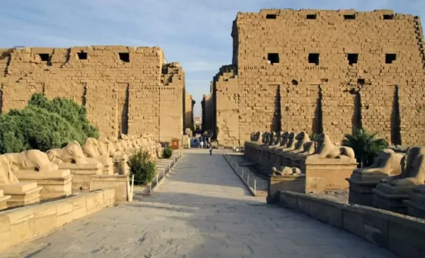 رحلة الى اسوان والاقصر