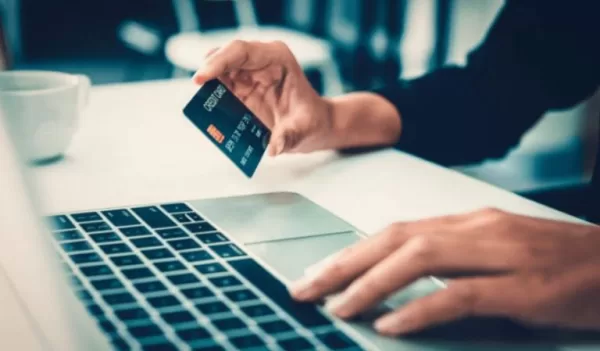 فتح حساب بنكي في الامارات للسعوديين