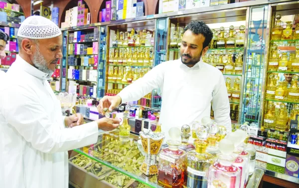 تعرف على شكل العود الهندى فى مومباي
